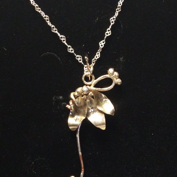 CCLHMHLLC Handcrafted Silversmith Jewellery Designs - Picture 3 of 4